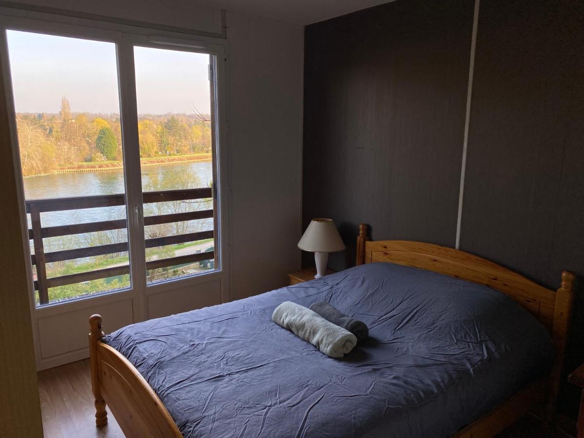 Chalet En Bord De Seine Villa Le Coudray-Montceaux Luaran gambar